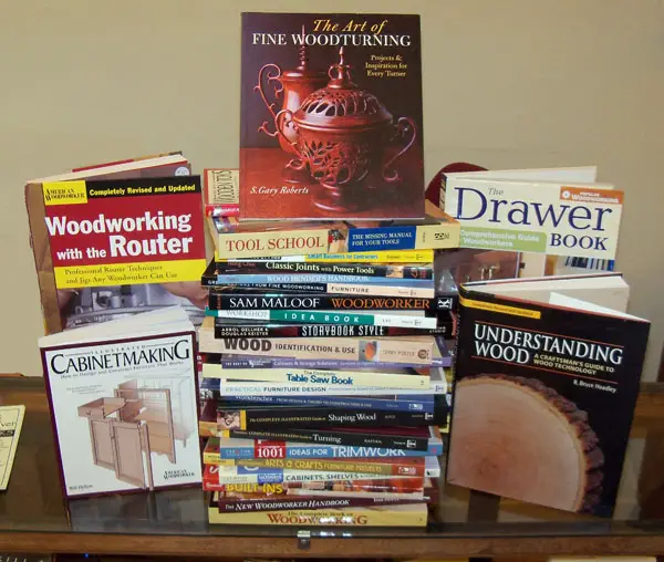 Best Woodworking Books – 4 Top Books to Keep Woodworkers Happy!